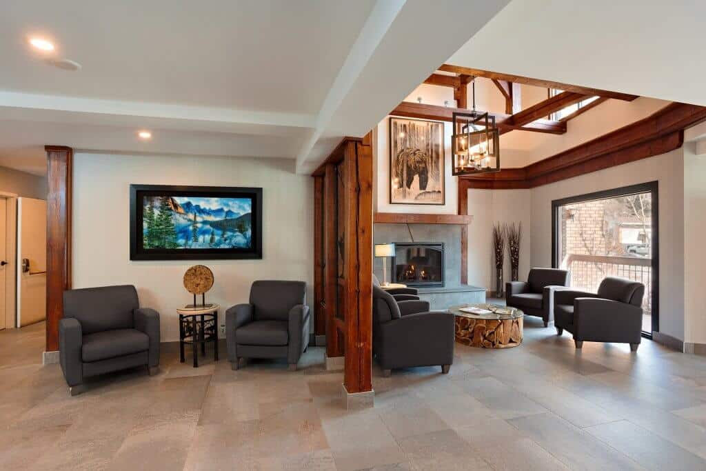 High Country Inn lobby