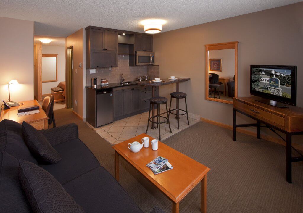 Jasper Inn & Suites by Sunrise Studio