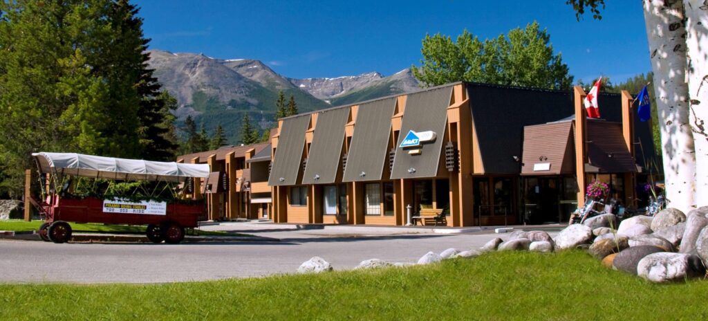 Marmot Lodge