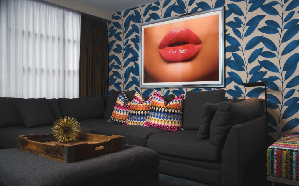 YVROP_suite_005 _ JONVIEW (Groot)